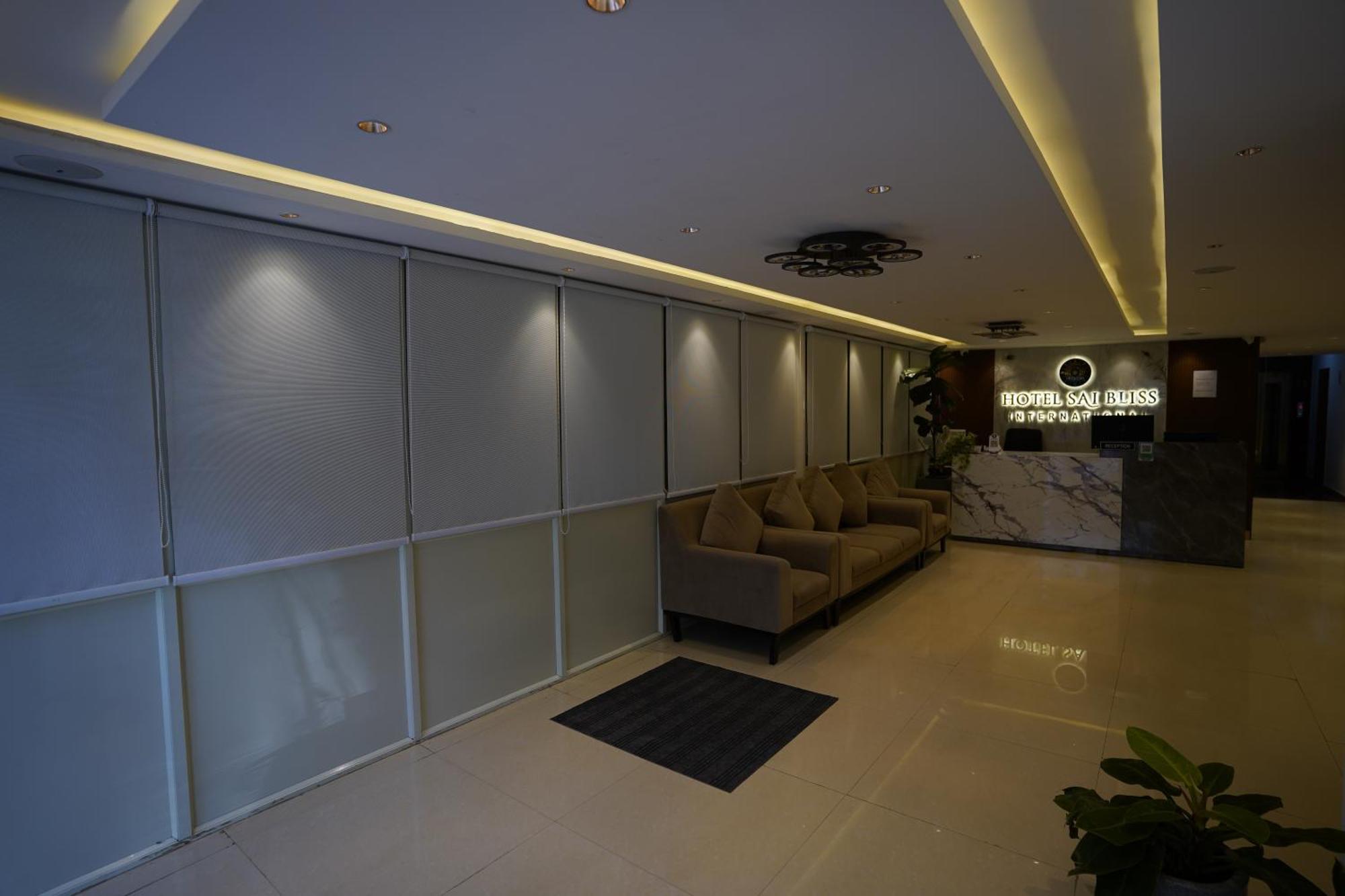 Hotel Sai Bliss Residency, Manyata Tech Park à Bangalore Extérieur photo